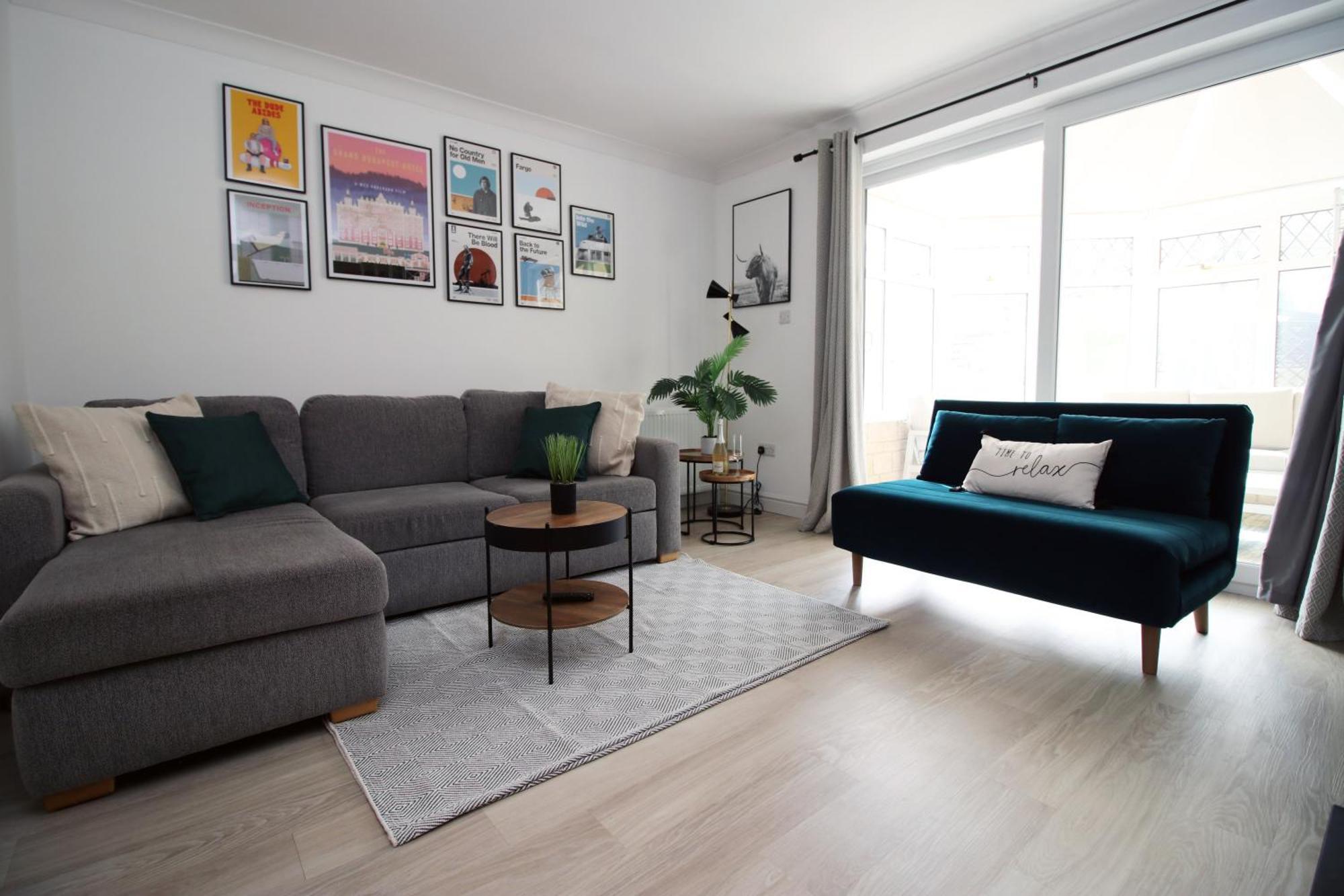 Stylish Home In Bath With Driveway Parking, 10Min From City エクステリア 写真